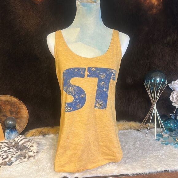 Next Level Apparel Tops - Shook Twins top M (6027)